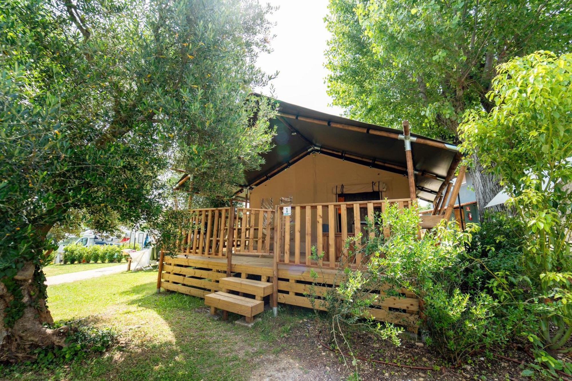 מנרבה דל גארדה Sivinos Camping Boutique מראה חיצוני תמונה