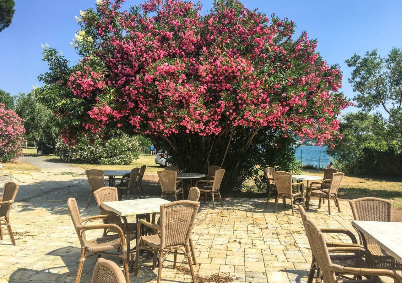 מנרבה דל גארדה Sivinos Camping Boutique מראה חיצוני תמונה